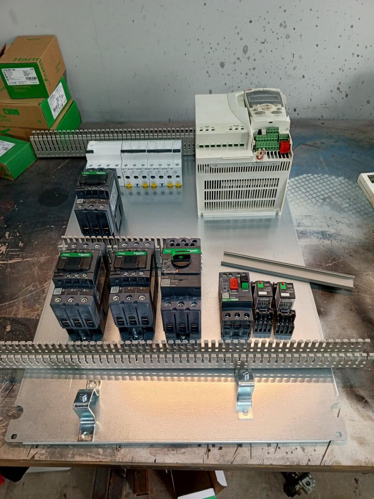 Motor Kontrol Panosu İmalatı | Tel: 0(546) 452 27 46 Kompresör Tamir Bakım Servisi Pendik Tuzla AY Makina Otomasyon